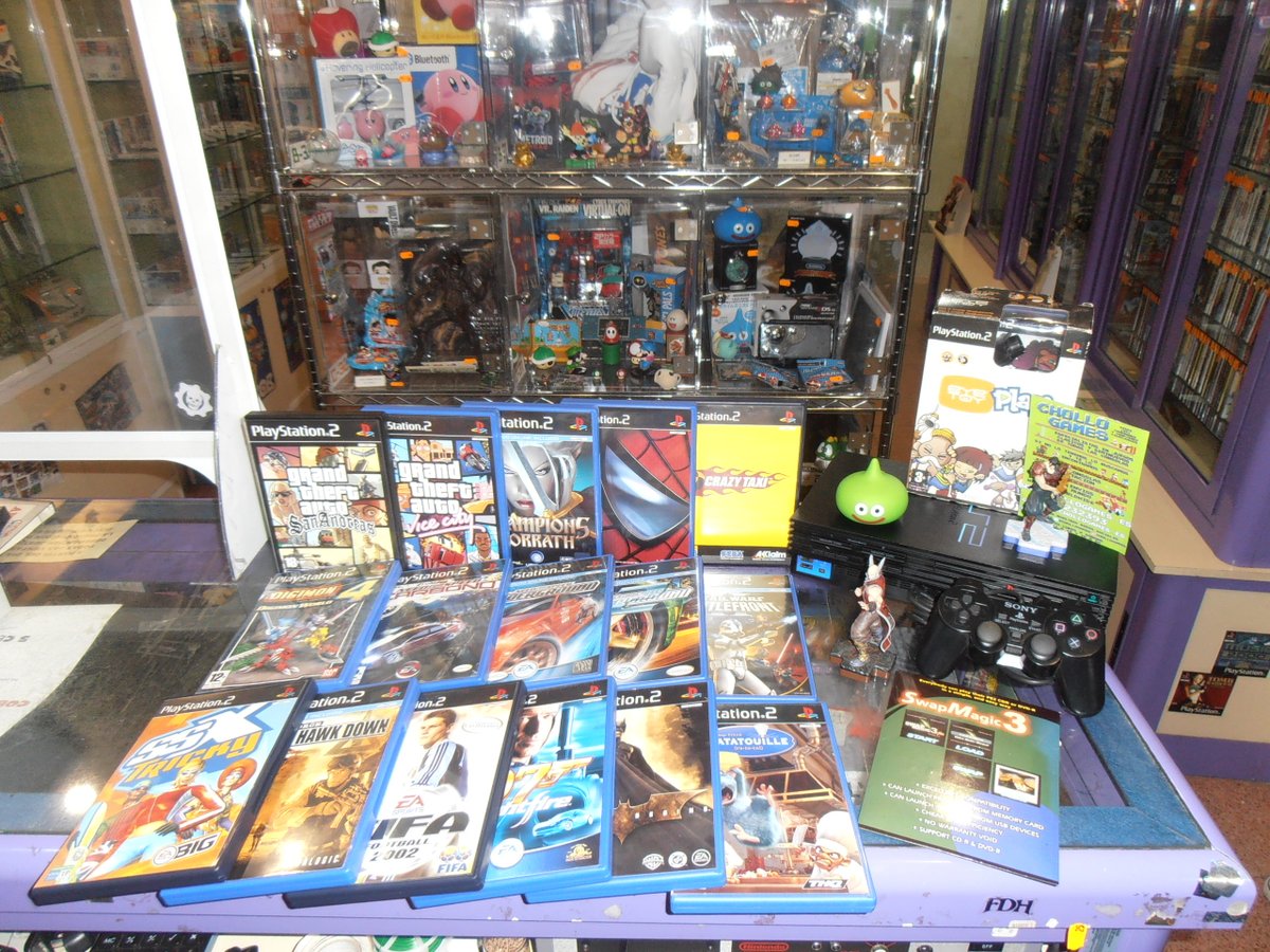 CholloGames's tweet photo. Let’s GO!!! #sony #ps2 #ps2games #sega #crazytaxi #grandtheftauto #spiderman #needforspeed #fifa #digimon #starwars #chollogames #128bit #gaming #gamer #gamerlife Todos nuestros productos disponibles en nuestra web https://t.co/fsJwCHHIUC https://t.co/Y5k6aSsuCY