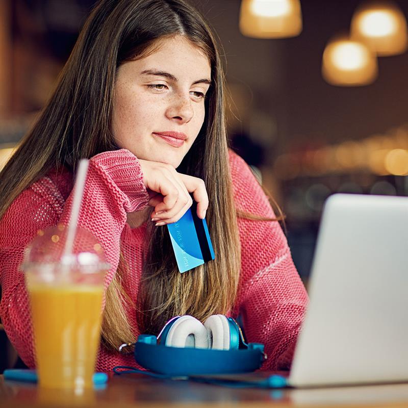 Encouraging teens that they should save some of their money can be tricky. Check out our tips for teaching them how to save while still enjoying their money. 🛍️ 💰 
natwest.mymoneysense.com/parents/articl… 

#MyMoneySense #FinancialEducationForKids