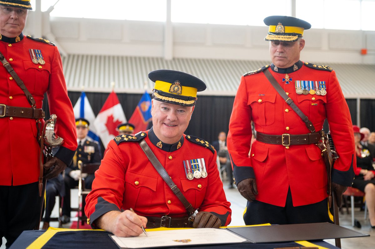 RCMPNS's tweet photo. It’s official! Yesterday, #RCMPNS held a Change of Command ceremony to formally welcome A/Commr. Dennis Daley as the new Commanding Officer for the RCMP in Nova Scotia. Read A/Commr. Daley’s speech here: https://t.co/0wSSryaU2U https://t.co/YaJQgt5G3w