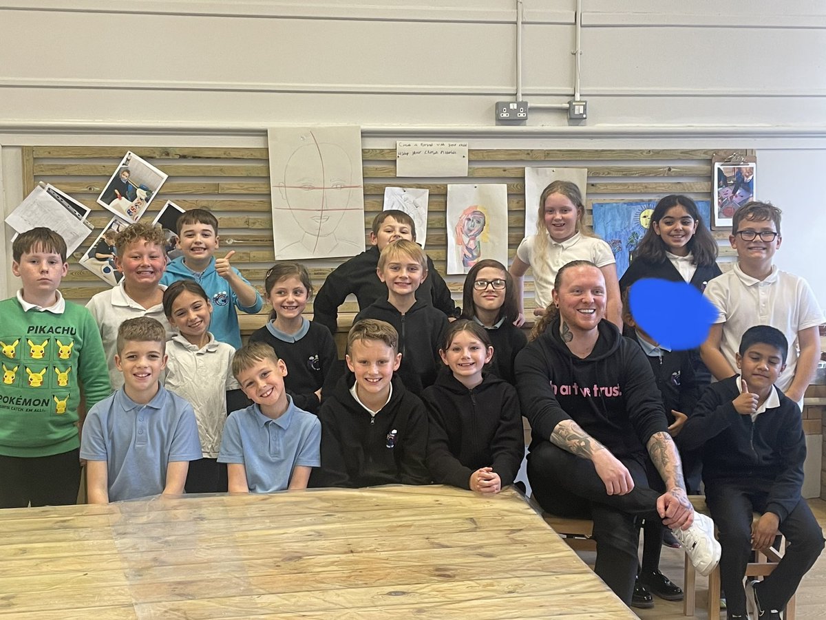 Gladstone Barry tweet media