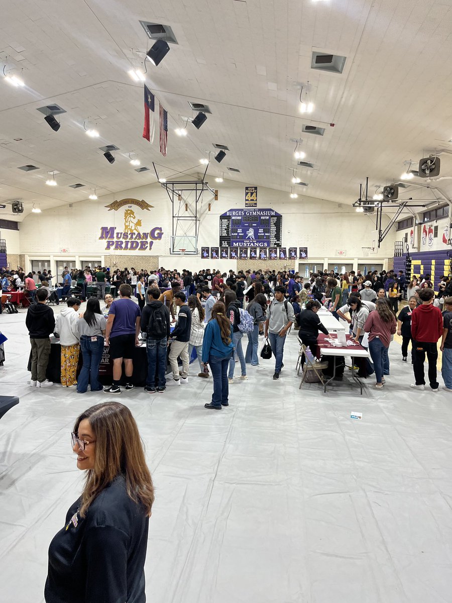 Burges_Mustangs tweet picture