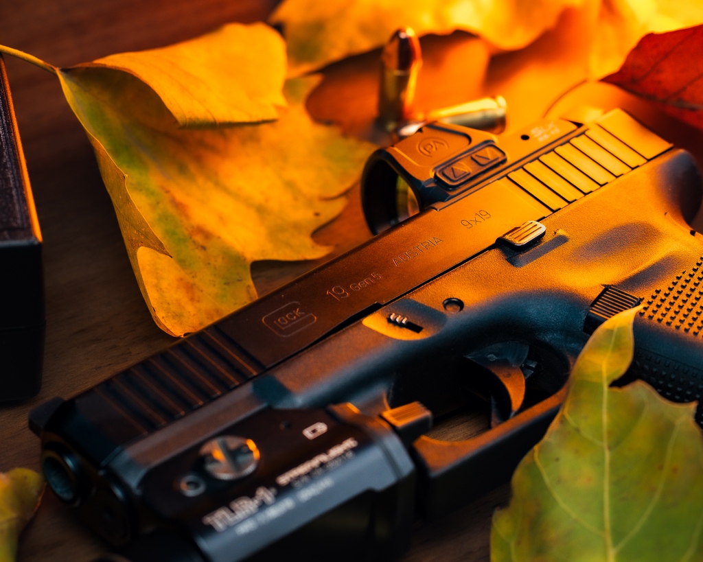 StopBoxUSA's tweet image. Time to Glock-in your firearm storage needs! #GLOCKTOBER 
⁠
You deserve the very best in secure storage and the StopBox delivers on all fronts. It&apos;s fast, reliable, and tamper-resistant, giving you the peace of mind you need.⁠ #StopBox #StopBoxUSA

⁠