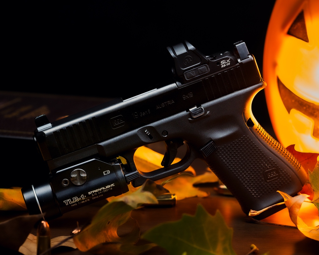 StopBoxUSA's tweet image. Time to Glock-in your firearm storage needs! #GLOCKTOBER 
⁠
You deserve the very best in secure storage and the StopBox delivers on all fronts. It&apos;s fast, reliable, and tamper-resistant, giving you the peace of mind you need.⁠ #StopBox #StopBoxUSA

⁠