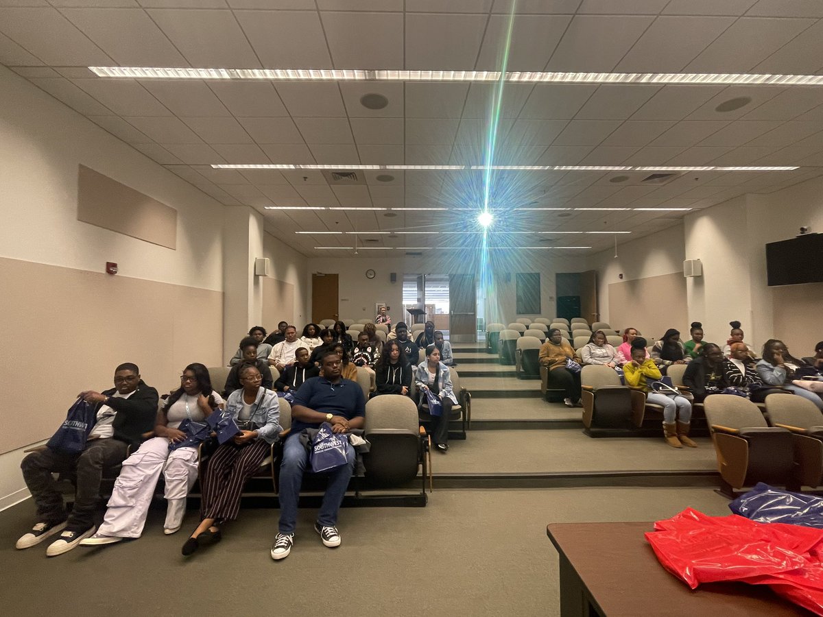 GEAR UP FCPS tweet media