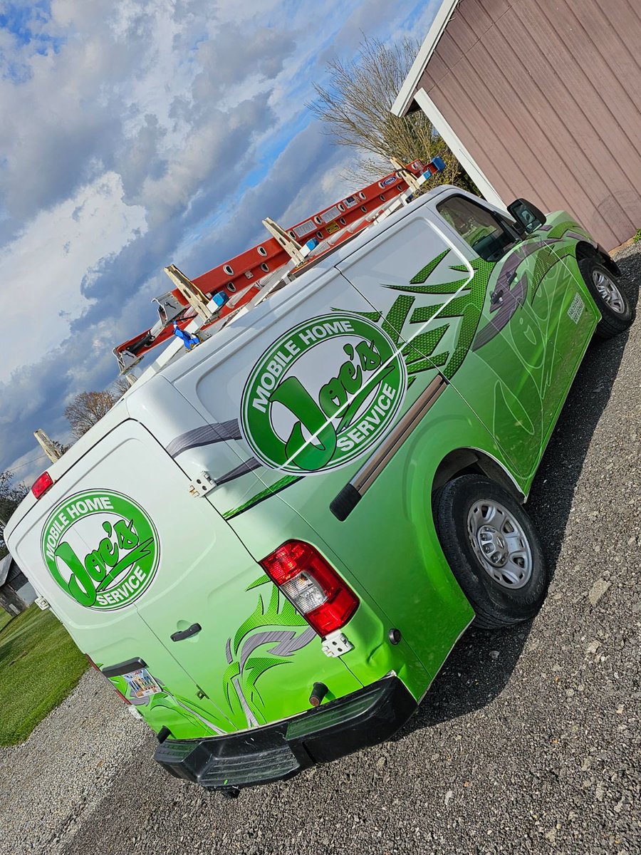 BPGConline's tweet photo. The latest wrap for the Joes Mobile Home Service team rolls out today.  Our team is always happy to keep their fleet looking sharp.  #wewrapityourockit #vanwrap #commercialwrap #mutoh #grimco #averydennison https://t.co/nxEbhR8Ciw