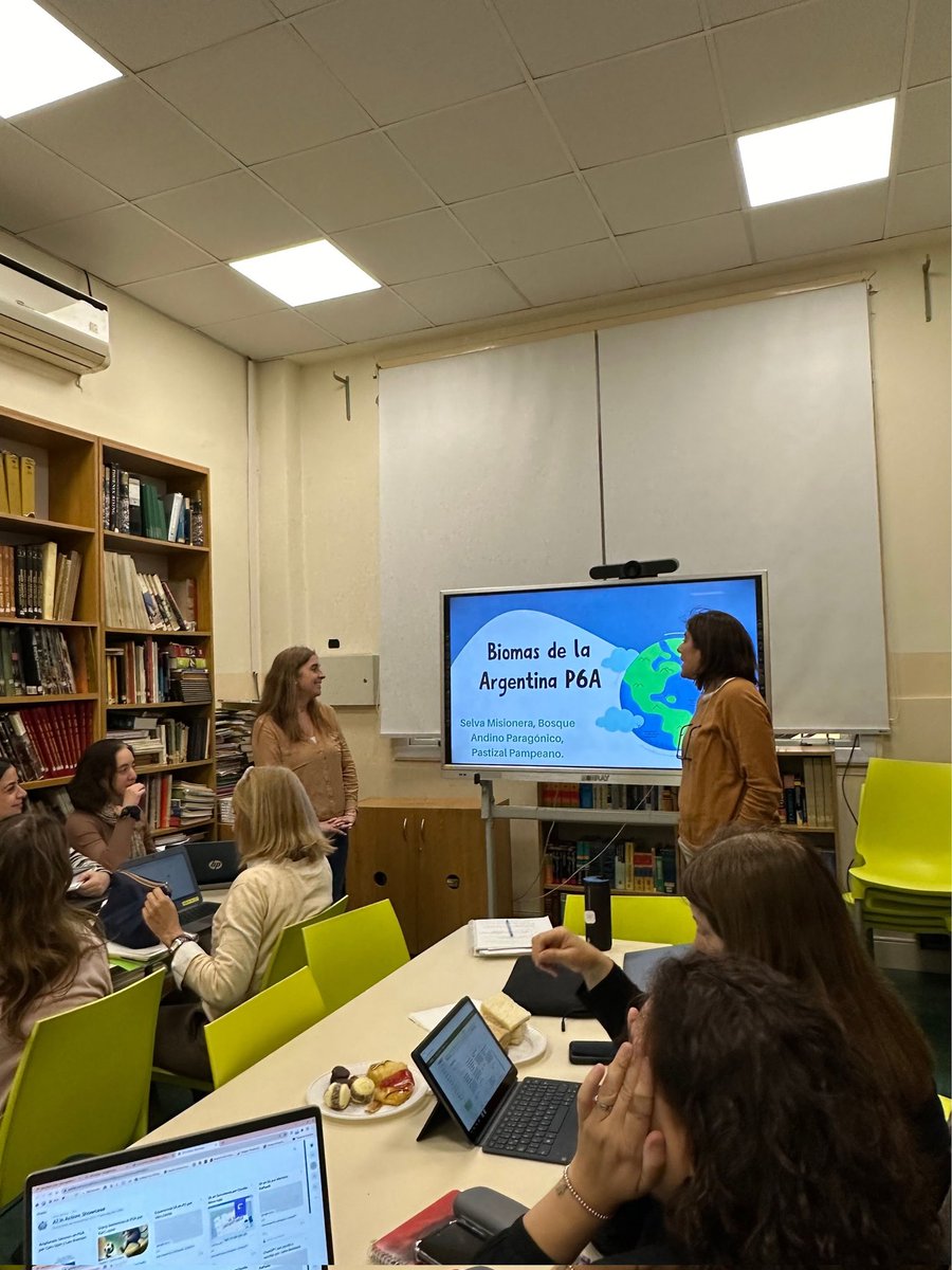 bdslibrary's tweet photo. Encuentro de cierre en @BelgranoDay #ComunidadDeAprendizaje 2023 ✨"Exploring Artificial Intelligence in Education" 🤖

Staff compartiendo su experiencia y recorrido. 

Espacio para idear, reflexionar y sumar 
#learnercentered #AI https://t.co/P0XV1SlYBo
