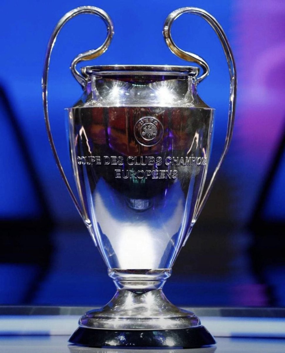 funnyollys's tweet photo. Arsenal fans go think say na Atupa(lantern) 😂😂😂 https://t.co/9Kwy3Ey7hg