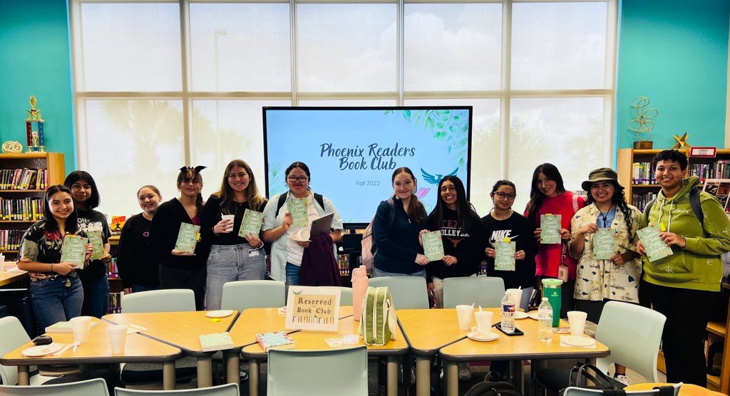 hshpilc's tweet photo. Phoenix Readers Book Club has officially started! We’re reading The Summer I Turned Pretty by @jennyhan and we’re super excited about it👏🏼 Cookies and coffee are always good when reading a good book! #PhoenixReaders #hshpilc #HCISDlibraries https://t.co/BhLgBabILO