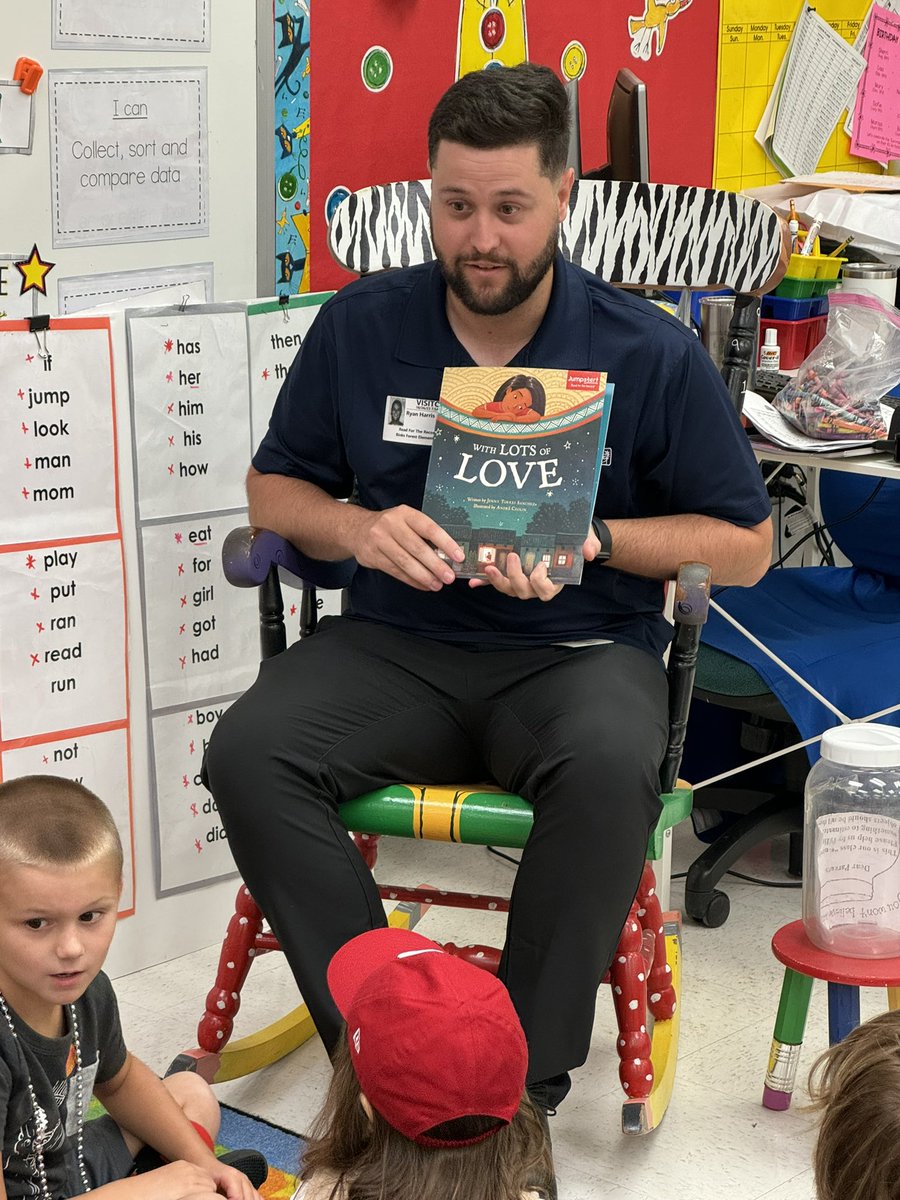 EpsteinLibraryJoy tweet media