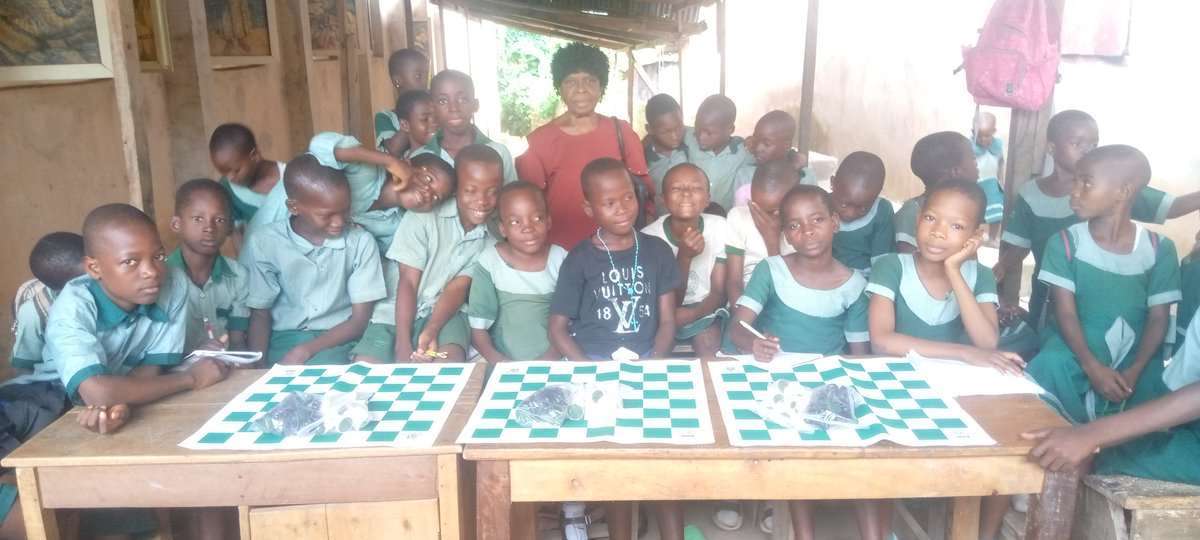chessforchild's tweet photo. Today we invested into the lives of the pupils of Assumption primary school uturu. #chessiseducation
#powertodomore
In this course, heroes are made!
@thegiftofchess @_zlater @Chesstoschool @guitargirrl @TChessdoctor @chesswitivie @Tunde_OD @FIDE_chess https://t.co/DUZ4dc8HGe