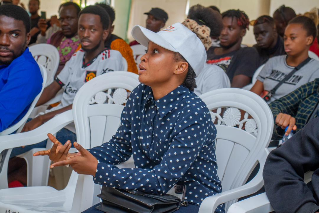 ablogui's tweet photo. Dans le cadre du #ProjetIMPACT, nous avons lancé la 1ère Session d'information sur la lutte contre la désinformation et les propos haineux.
Cette activité est la 1ère étape d'une tournée qui nous mènera de Conakry à l'intérieur du pays.
#ABLOGUI #KIBARO @IMPACTplateform https://t.co/VoRwd0t8LT