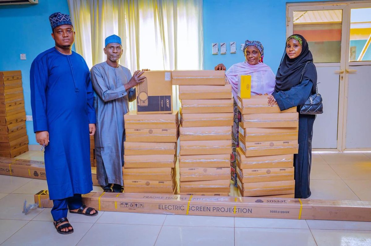 InsideKaduna_'s tweet photo. Kaduna AGILE Project Flags Off Distribution of 1,250 Laptop Computers

.. other accessories for the implementation of Digital Literacy Training in Secondary Schools.

https://t.co/UNK9NZ8jEG @kadagile @Kaduna_MoE @agileproject_ng https://t.co/3nWtiwnVqW