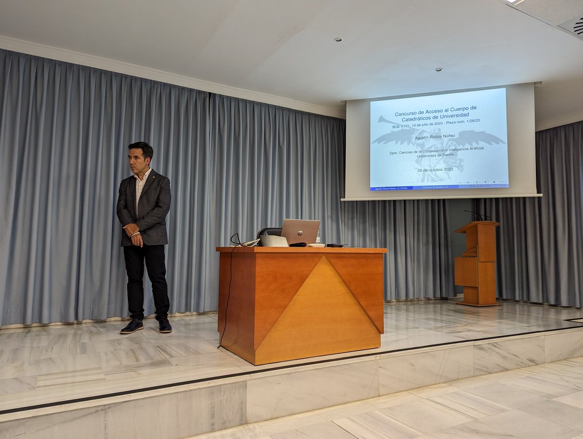 RGNCSevilla's tweet photo. The moment has arrived! Agustín (@ariscosn) has become Full Professor (Catedrático de Universidad) today! Congratulations! https://t.co/Ws4BzgrXA0