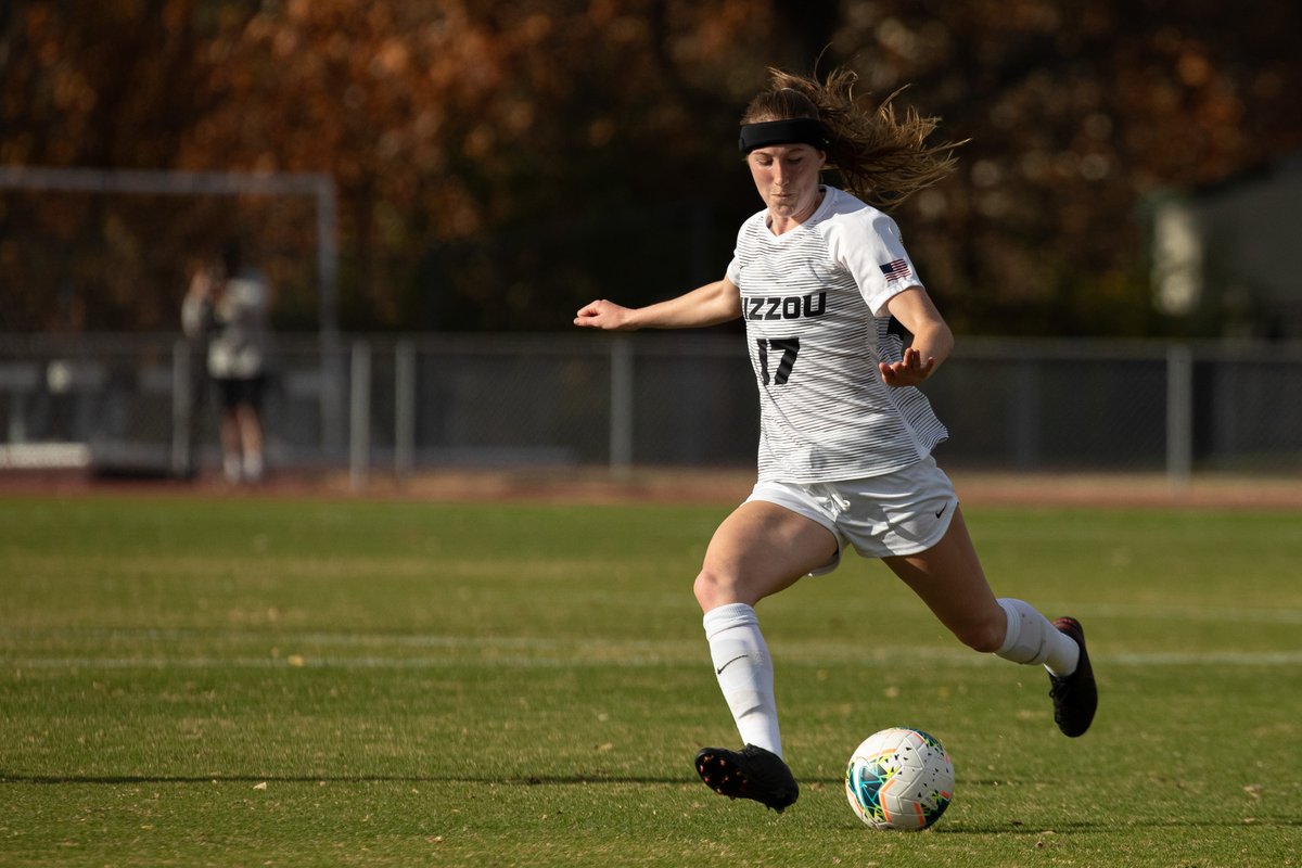 MizzouSoccer's tweet photo. Game Face Grace 🐯

Shoutout to senior Grace Pettet, who made her 50th straight start, and has logged 5,657 total minutes in her career. 

@PettetGrace has played 3,240 consecutive minutes and exemplifies what it means to be a Tiger.

#MIZ🐯 #TakeTheStairs⚽️ https://t.co/ogfkGR6K36