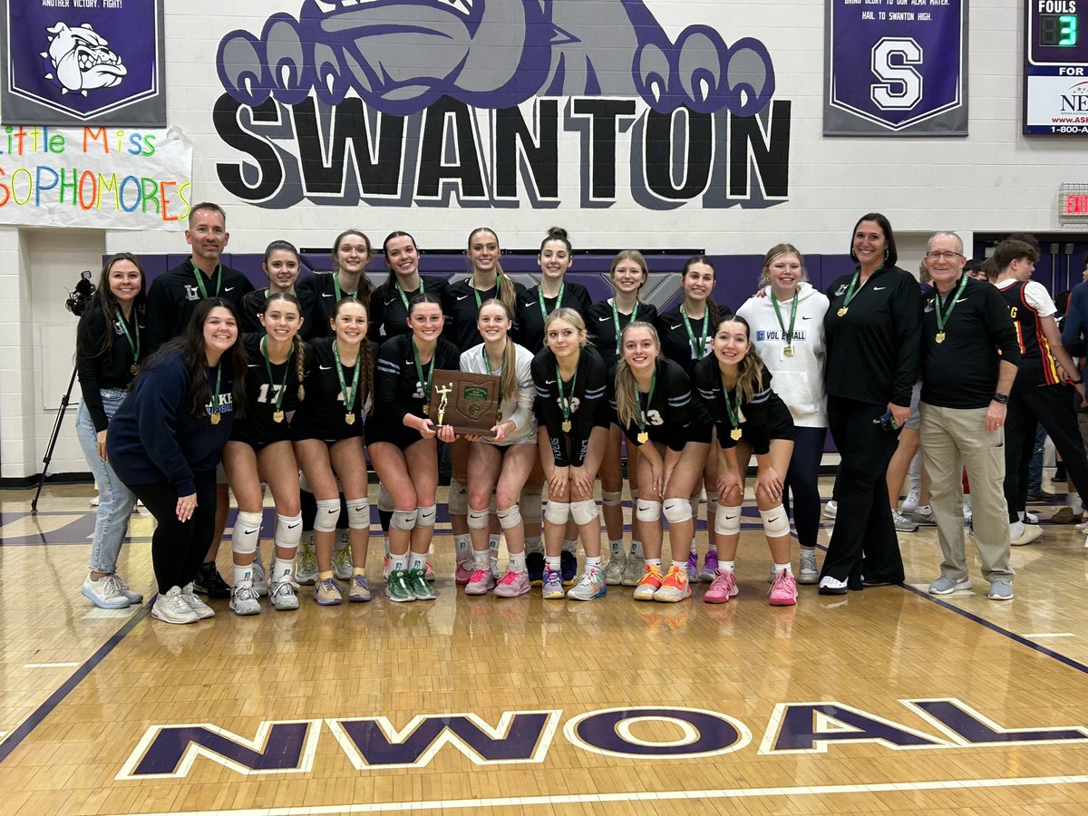 For the first time in school history, our Flyer Volleyball team has claimed the title of DISTRICT CHAMPIONS! Congratulations to the players and coaches 🏐🛩️🏆💙
We can’t wait to watch you next Thursday in Lexington! 🩵💙