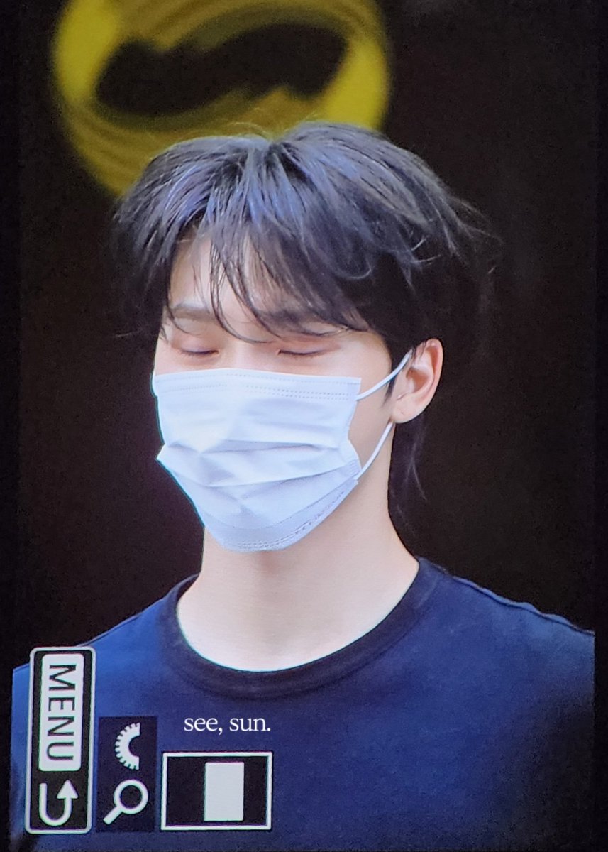 231027 😊😌
#디노 #dino #세븐틴 #seventeen