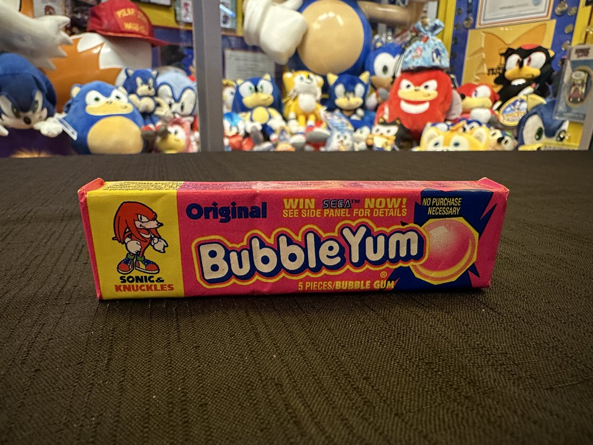 1992_sonic's tweet photo. Today’s Collection Spotlight: Sonic &amp; Knuckles Bubble Yum Promotional pack! Another 1994 checkout line pickup! #bubbleyum #sonic&amp;knuckles #SonicTheHedgehog
#guinnessworldrecords
#Sega
#Sonic
#Segaofamerica
#SegaUK
#VideoGamecollection
#videogamecollector
#toycollection https://t.co/JkhzdsWS0n