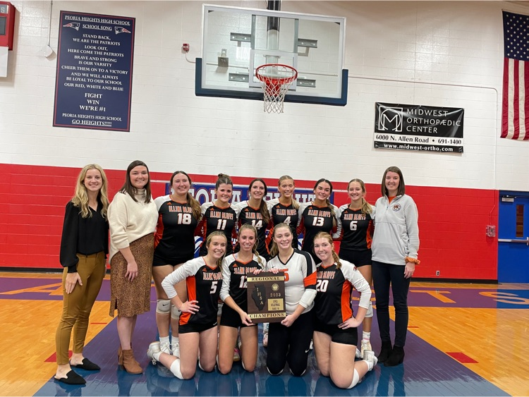 Regional champs!! Congratulations to the volleyball team on the IHSA Regional Championship! The team advances to the Sectional Monday night. Let's go Tigers! #ibtigerpride