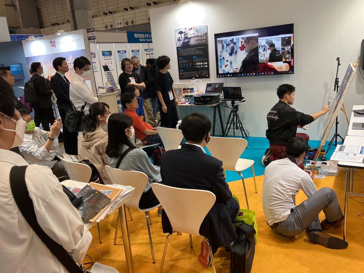 ArayaPress's tweet image. 📣本日最終日

幕張メッセで開催されているAI EXPOにてアラヤブース出展中！！

現代画家・真田将太朗氏をベースとした生成AI
脳波計を介したコミュニケーションデモ
エッジAIのマルチデバイスへの一括デプロイデモ

終日賑わっております🏃🏃‍♂️🏃‍♀️
お近くの方はぜひお立ち寄りください。

#NexTechWeek
