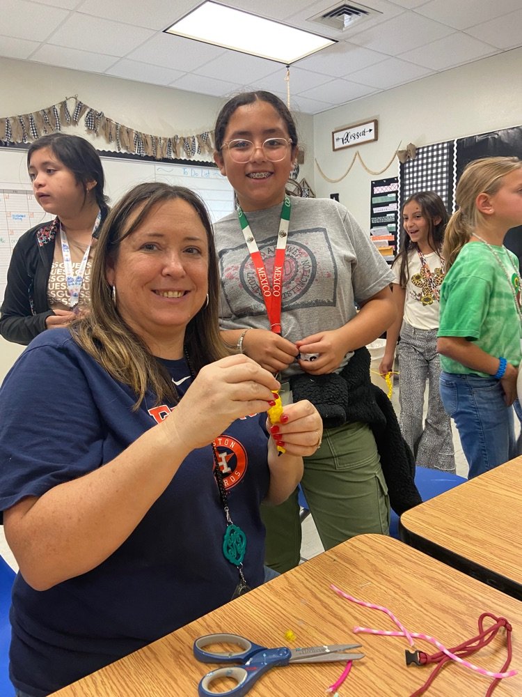 Needville Middle School tweet media