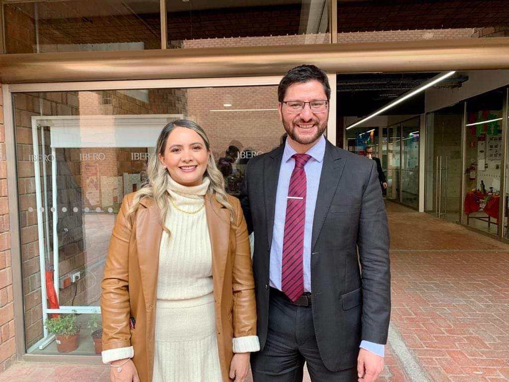 GrafenoSBN's tweet photo. El día de hoy en el Foro Internacional "Transformación digital para PYMES", el presidente de #Grafeno @omarivanmex asistió  y estuvo acompañado de destacadas personalidades de los sectores empresariales y políticos.
@jitr_77 @COPARMEX_Edomex @cceoficialmx @maununez_mex https://t.co/tlhvlRXgMV