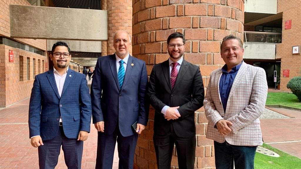 GrafenoSBN's tweet photo. El día de hoy en el Foro Internacional "Transformación digital para PYMES", el presidente de #Grafeno @omarivanmex asistió  y estuvo acompañado de destacadas personalidades de los sectores empresariales y políticos.
@jitr_77 @COPARMEX_Edomex @cceoficialmx @maununez_mex https://t.co/tlhvlRXgMV