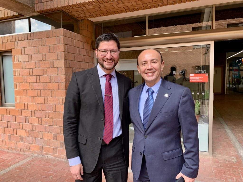 GrafenoSBN's tweet photo. El día de hoy en el Foro Internacional "Transformación digital para PYMES", el presidente de #Grafeno @omarivanmex asistió  y estuvo acompañado de destacadas personalidades de los sectores empresariales y políticos.
@jitr_77 @COPARMEX_Edomex @cceoficialmx @maununez_mex https://t.co/tlhvlRXgMV
