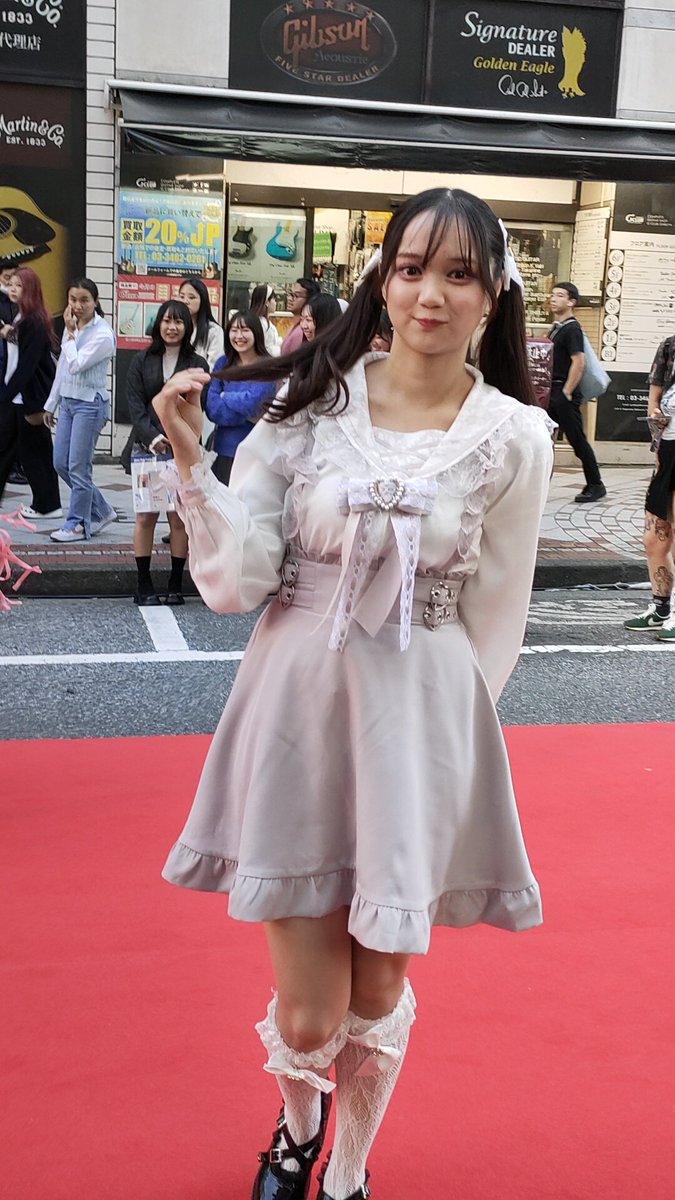 yoh_yoh_yohchan's tweet photo. 2023.10.22（日）
渋谷ファッションウイーク
文化村通り①
瀧石涼葉ちゃん

#瀧石涼葉 　
#参宮橋駅前女子　#参女
#よー写
#渋谷ファッションウイーク #ShibuyaFashionWeek #SHIBUYARUNWAY
#SFW2023aw https://t.co/s44yhTyjwC
