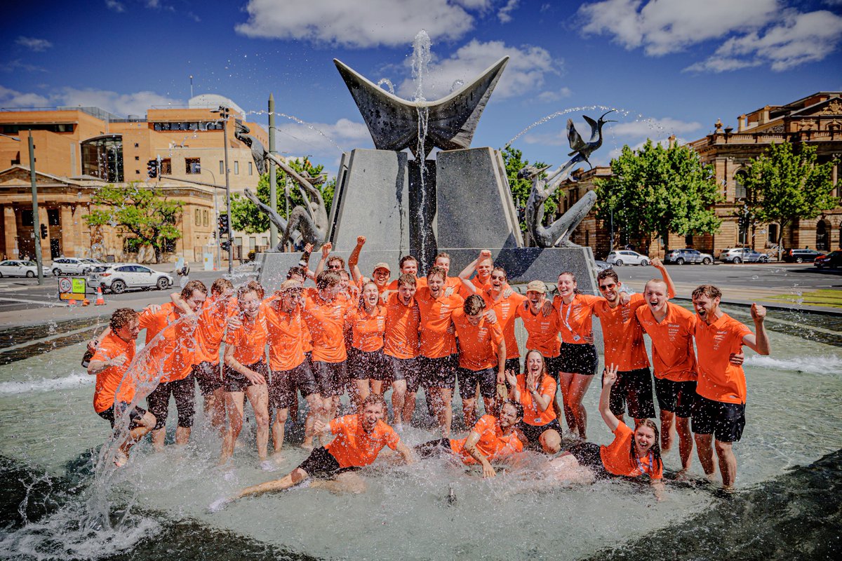 3rd! 🏆 What better way to celebrate this adventure than by diving into the fountain? Thank you so much for following along ☀️🧡 #Nuna12 #BrunelSolarTeam #PushingLimits #BWSC2023 
📸@Lightatwork