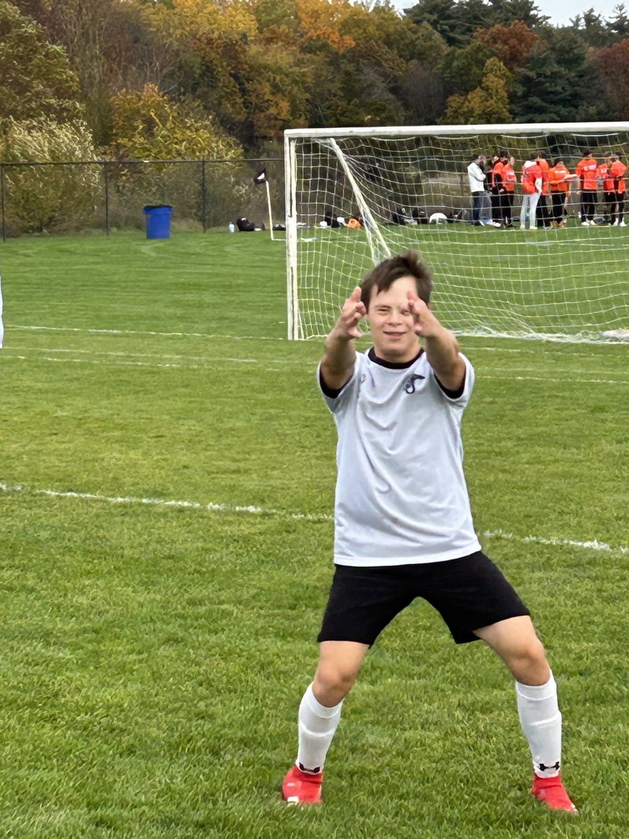 Brian Gordon tweet media