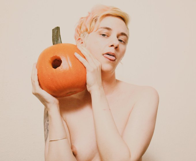 It&rsquo;s that time of year&hellip;🎃💦 https://t.co/Dr84yVBEvd<a href="/tag/mvsales"class="tags"><span>#mvsales</span></a>