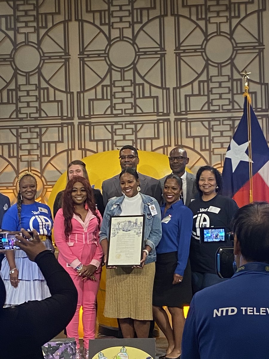 Out2Learn Houston tweet media