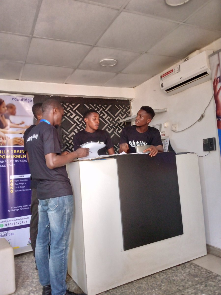 DojSoloid's tweet photo. #EdubridgeUpskillTraining, #EdubridgeDigitalMarketing, #EdubridgeDataAnalytics, #EdubridgeSoftwareDevelopment. https://t.co/5nObHqbcCA