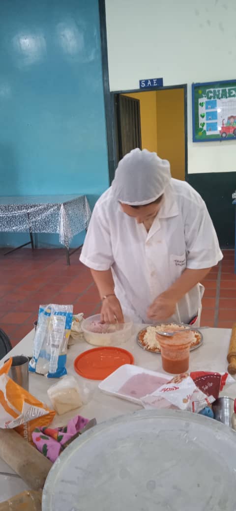 Práctica profesional en el área de electiva preparación  de pizza estudiantes  del 6to año ETIMO 
<a href="/nicolasmaduro/">Nicolás Maduro</a>
@mppeducacion
@_laavanzado
<a href="/cdcetachira/">CDCE Táchira</a>
<a href="/berzabethg1/">Berzabethgandicaoficial</a>
@divisiondeinvestigacionzet
@crazet18
@alcaldiadejauregui_lagrita
@educacionjauregui
@cimfjauregui
