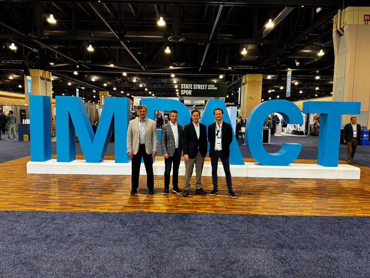 And that's a wrap for the Kwanti team at @CharlesSchwab's #SchwabIMPACT conference! We had a great time connecting with strategic partners and financial advisors of all shapes and sizes. Looking forward to this premier industry event next year in San Francisco!