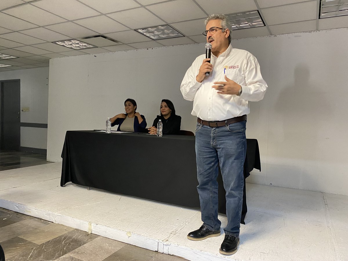 BienestarmxS's tweet photo. Los días 26 y 27 de octubre se lleva a cabo en #Hermosillo la Jornada de Mesas de Atención 2023, del Programa  (FAIS) que busca generar las condiciones básicas en infraestructura para reducir las brechas de desigualdad y construir un país más justo.

Se abre hilo 🧵 (1/3) https://t.co/Rsn7ar1UCM