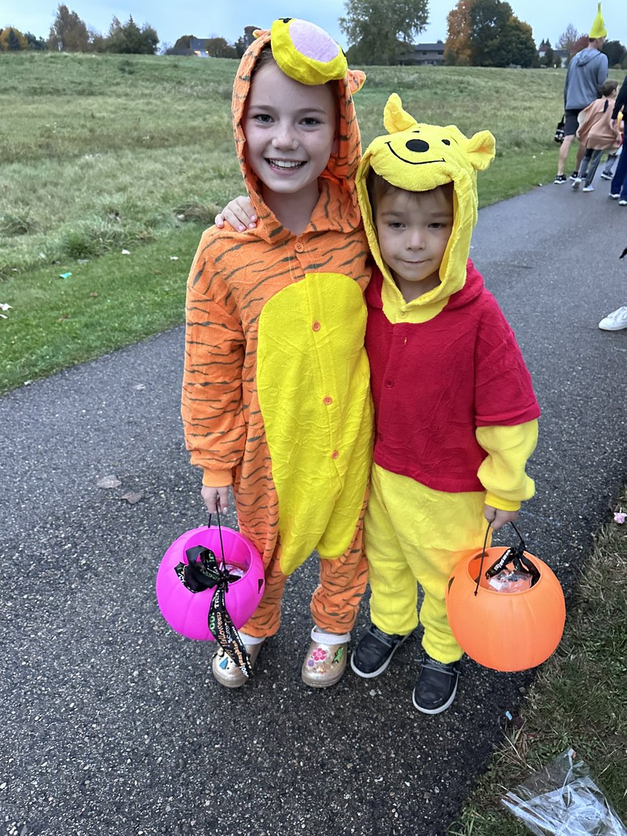 classrmsanders's tweet image. Trail of treats was successful.  Thanks @BNC_PTO