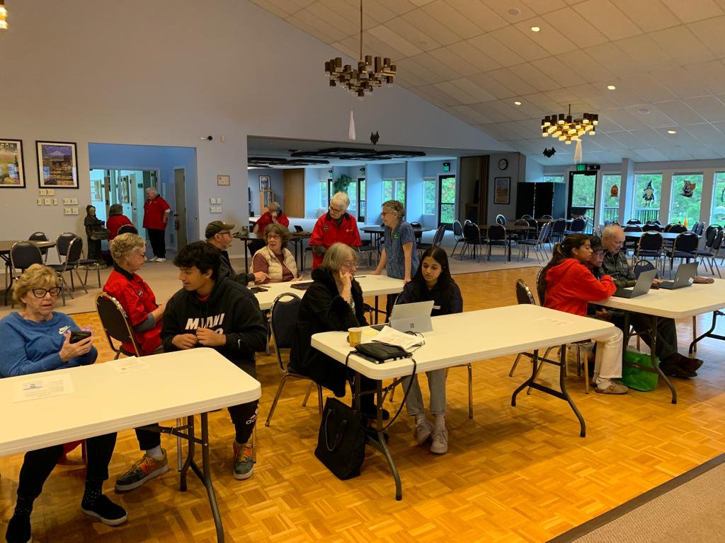 YourTechQ's tweet photo. How time flies!! Last Saturday on 10.21.23, we completed 1 year of our partnership with the wonderful Summer Place community to celebrate our journey on #digitalinclusion and #DigitalInnovation . We are so thankful for all the support, guidance, and encouragement! https://t.co/FAYJ2eNaH0