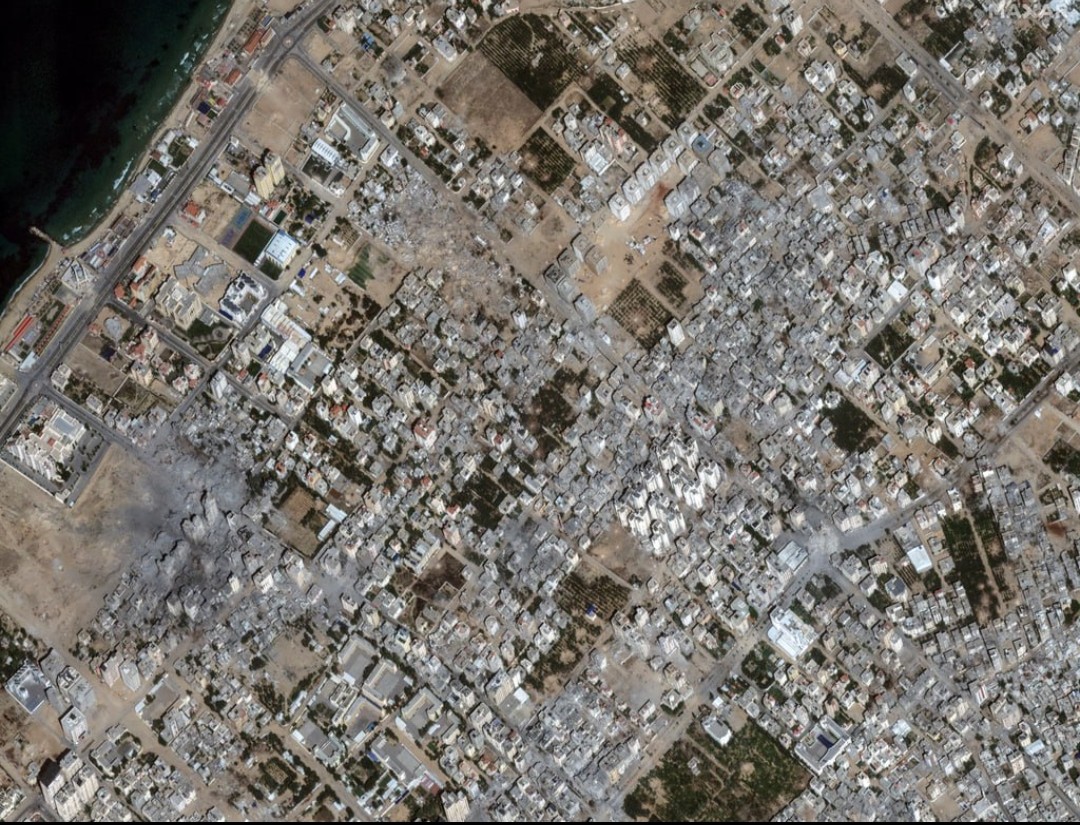 debuffer2's tweet photo. Siyonist İsrail,içindeki binlerce insanla beraber bir şehri öldürmüş,yok etmiş. https://t.co/snozsi6gJM