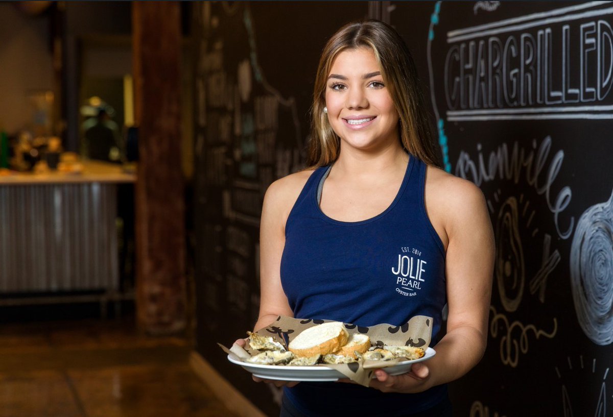 Join us for exciting events happening this weekend at Jolie Pearl! 🎉 View our calendar: link-pro.io/goFV6tC
#downtownbatonrouge, #louisiana, #oysterlover, #seafoodlover, #oysterbar, #joliepearl, #prettyshuckingood