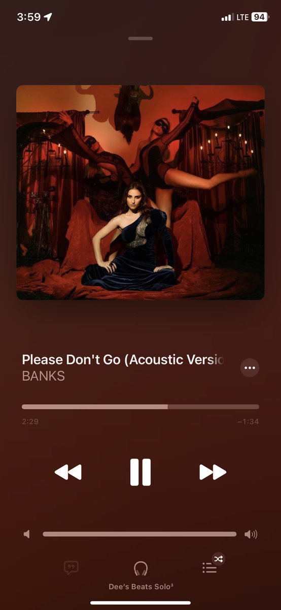 DEADENDEE's tweet photo. the absolute NERVE of a person to not see this song thru…shit is beyond me https://t.co/YVoUwChDGf