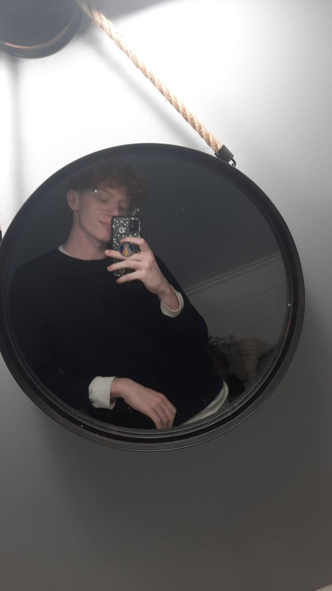 BCDJAD's tweet image. Someone buy me more earings pls