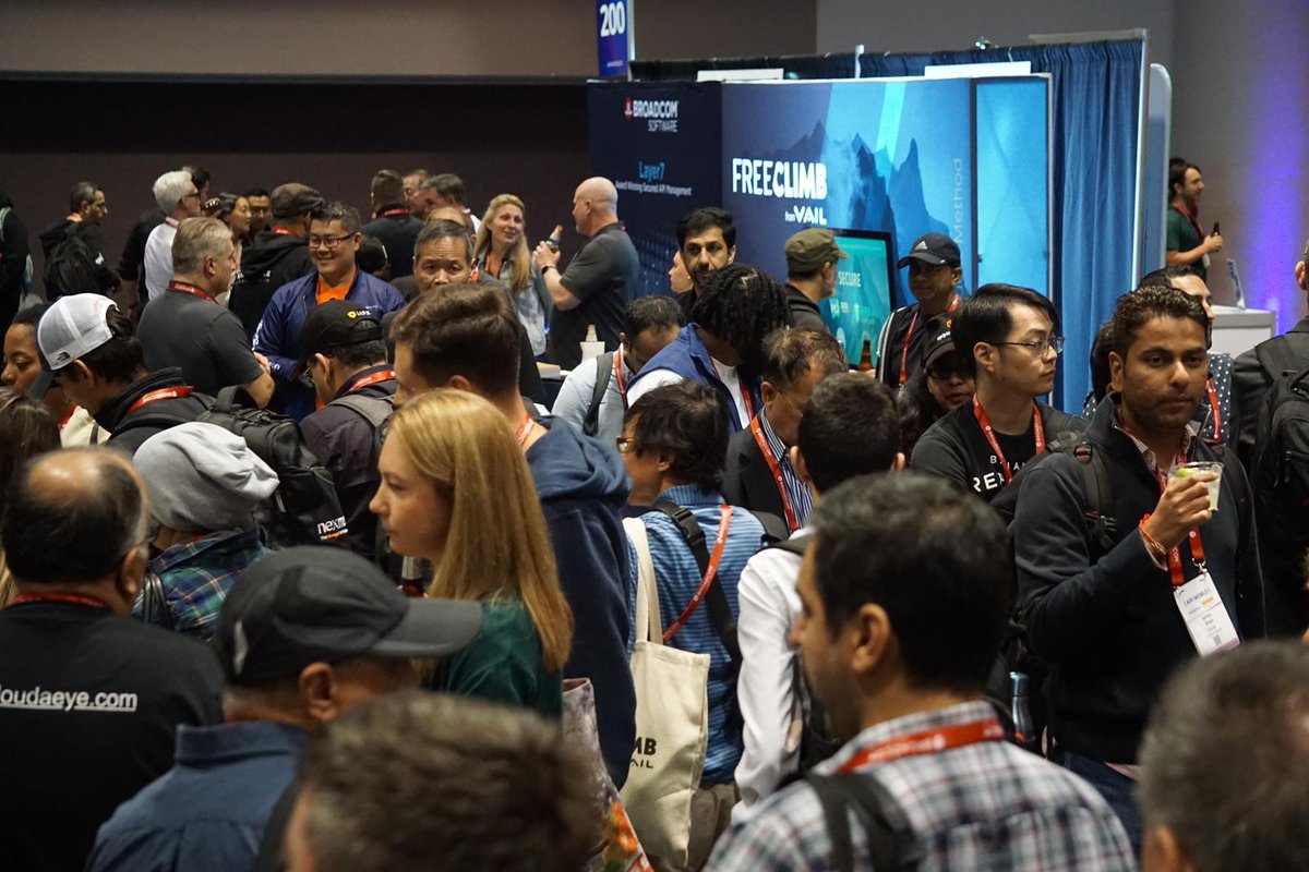 🎉 It's the final day of the live show at API World + AI DevWorld 2023! Don't miss out on this chance to immerse yourself in the latest in APIs, AI, and more. Let's make this day unforgettable! #APIWorld #AIDevWorld #TechEvent