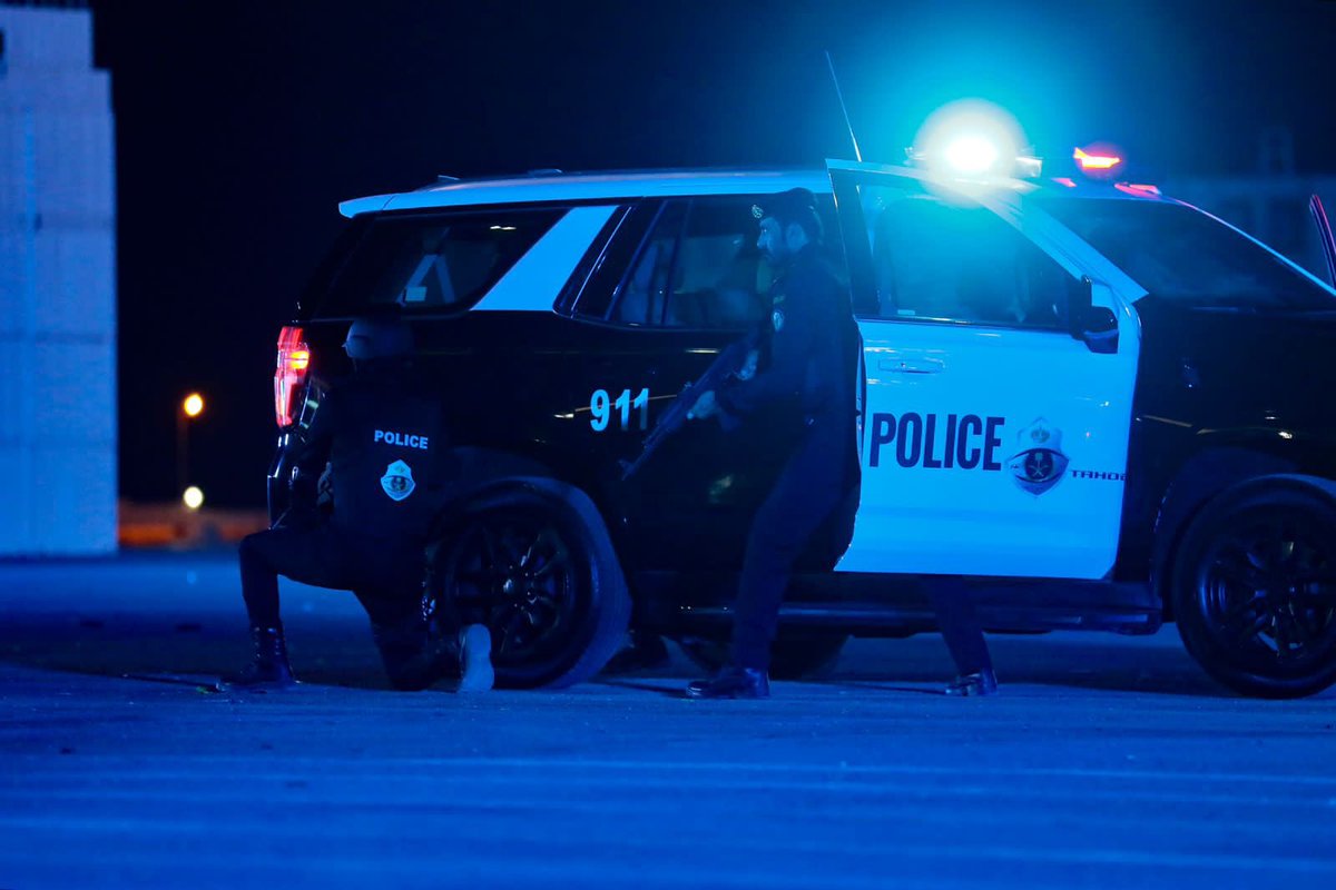 في ختام التمرين التعبوي (وطن 93) أُشيد بما وصلت إليه قطاعاتنا الأمنية من كفاءة عالية، وقدرات بشرية وتقنية، وتنسيق تكاملي، سيسهم – بإذن الله – في تعزيز منظومة الأمن، وتنفيذ مهامها باحترافية واقتدار، تحقيقًا لتطلعات القيادة، وحمايةً للوطن وأمنه، وحفاظاً على مقدراته ومكتسباته،،،