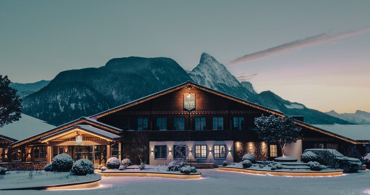 eriknissen's tweet photo. When @CNTraveler names The coolest ski hotels in Europe for 2023-2024, our baby @HuusGstaadHotel   is on the list! Stylt Trampoli designed Huus some years ago, but its still among the coolest places to be seen.
https://t.co/CEQOaHRmYH https://t.co/nzGpWey4N7