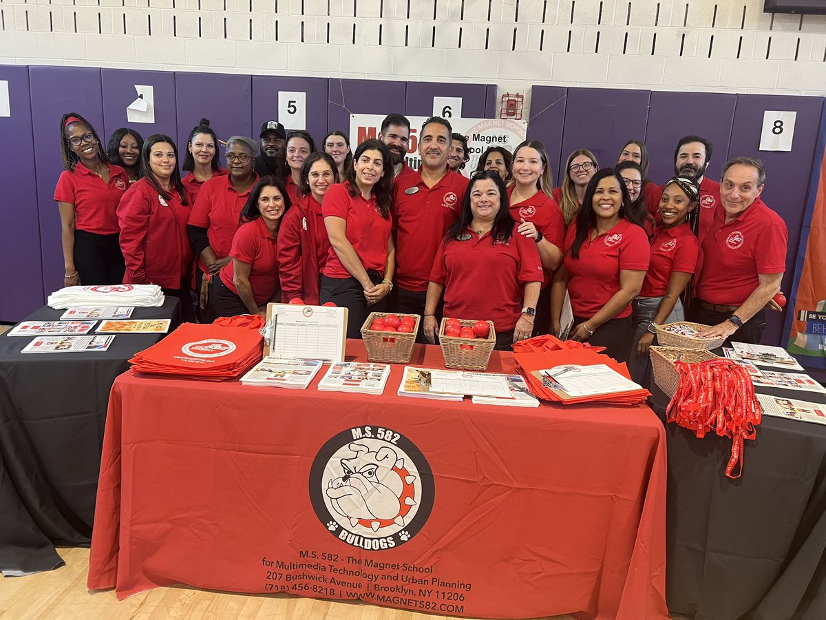 MS_582's tweet photo. Looking for a middle school? Come visit M.S. 582 at the District 14 Middle School Fair taking place at M.S. 577. #MiddleSchool #Recruitment #MS582 https://t.co/537HxdVvK4