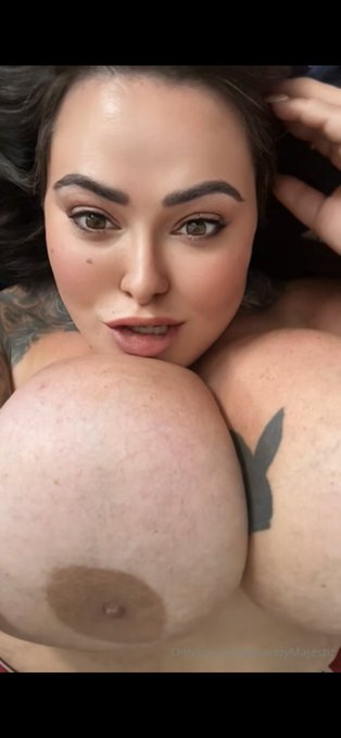 Halloween is coming and to celebrate I&rsquo;m giving all of you 25% off act now before spooky October ends<a href="/tag/tittytuesday"class="tags"><span>#tittytuesday</span></a>