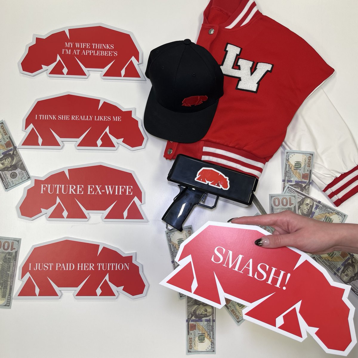 Elevate your event with customized props ✨

Our duty as a #MarketingAgency is more than just ads and capturing content for you…

Our design team created personalized merch and props for our client’s event. You can see how their colors, ideas, and themes are reflected.