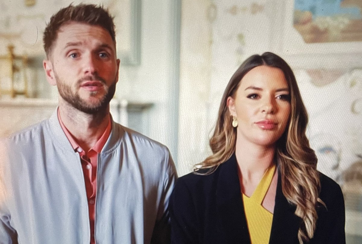 cherrycolaminx's tweet photo. Don’t care what anyone says I love Laura &amp; Arthur #MAFSUK https://t.co/gpnj1fbLLc