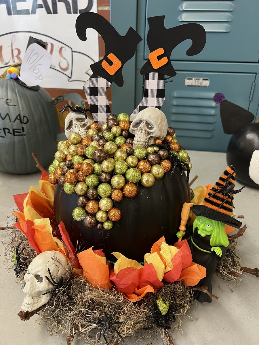 Mrs. 🥨’s tweet media